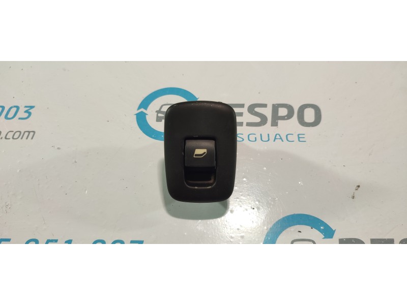 MANDO ELEVALUNAS TRASERO DERECHO 98026412ZD  - imagen 1