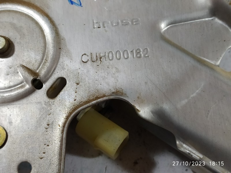 ELEVALUNAS DELANTERO DERECHO CUH000182  - imagen 2