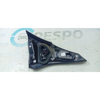 PILOTO TRASERO DERECHO INTERIOR  - miniatura 3