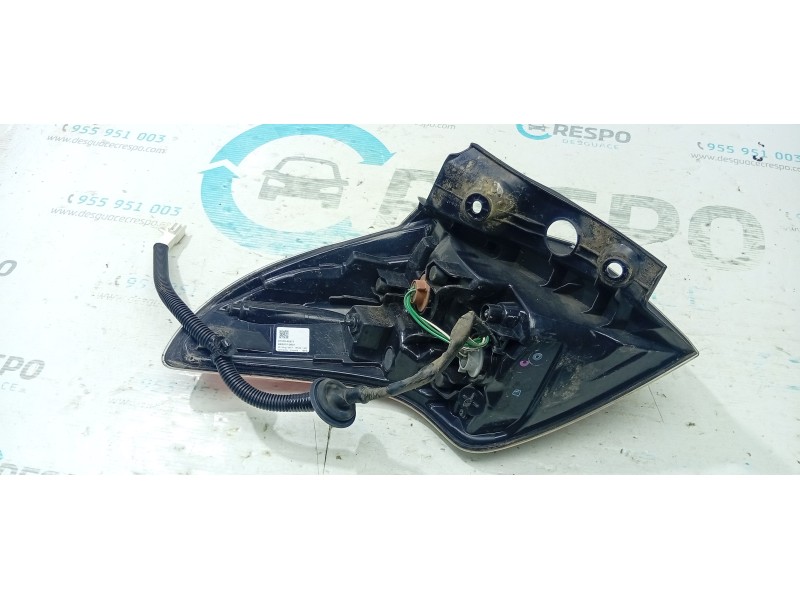 PILOTO TRASERO DERECHO 8155042211  - imagen 2