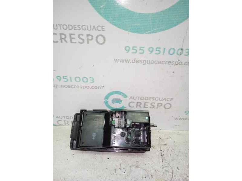 MANDO ELEVALUNAS DELANTERO DERECHO 13301885  - imagen 2